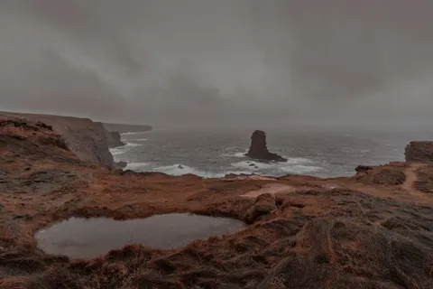 바다 절벽 4K 배경화면 · ocean · 3840×2560