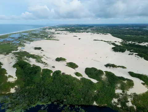 Island Aerial 4K Wallpaper · ocean · 3840×2903