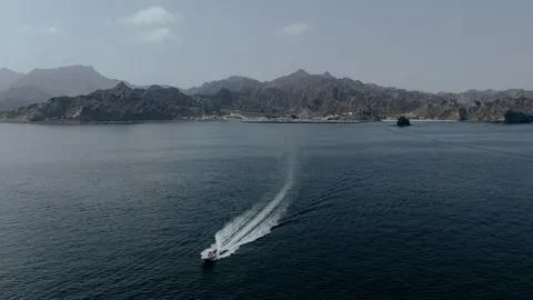 Island Aerial 4K Wallpaper · ocean · 3840×2160