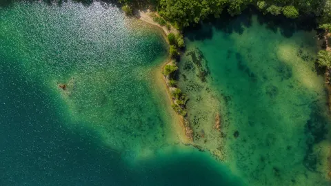Island Aerial 4K Wallpaper · ocean · 3840×2160