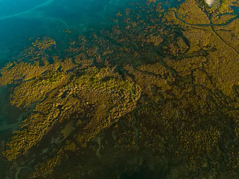 Island Aerial 4K Wallpaper · ocean · 3840×2880
