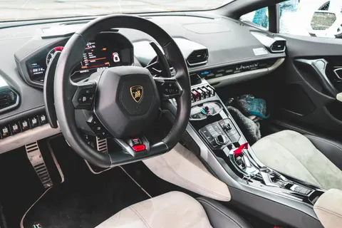 슈퍼카 4K 배경화면 · cars · 3840×2560