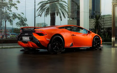 Supersportwagen 4K Hintergrundbild · cars · 3840×2400
