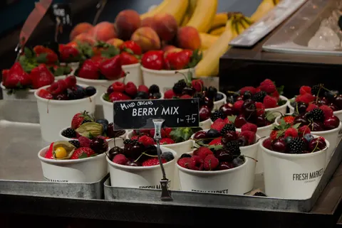 Wallpaper Buah Segar 4K · food · 3840×2563