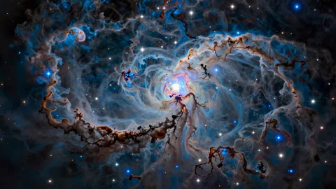 Blaue-Stunde-Nebel 4K Hintergrundbild · space · 3840×2160