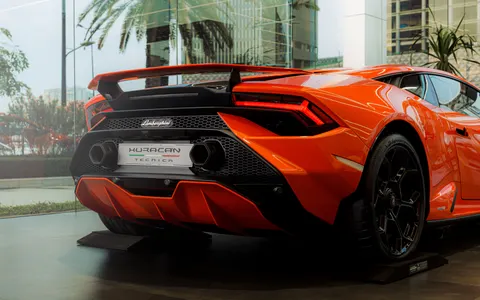Обои Суперкар 4K · cars · 3840×2400