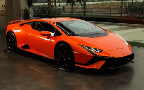 Supersportwagen 4K Hintergrundbild · cars · 3840×2400