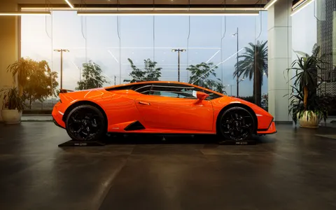 خلفية سيارة خارقة بدقة 4K · cars · 3840×2400