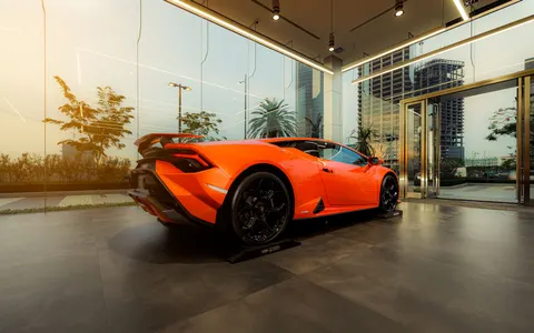 Обои Суперкар 4K · cars · 3840×2400