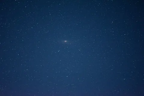 خلفية سماء مرصعة بالنجوم بدقة 4K · space · 3840×2560