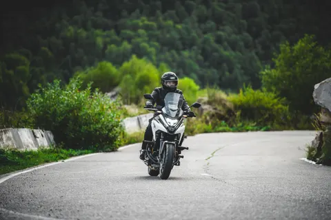 Fond d'écran Moto 4K · cars · 3840×2560