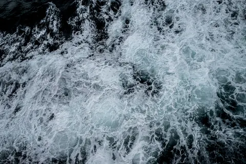 Fondo de pantalla Olas del Océano 4K · ocean · 3840×2560