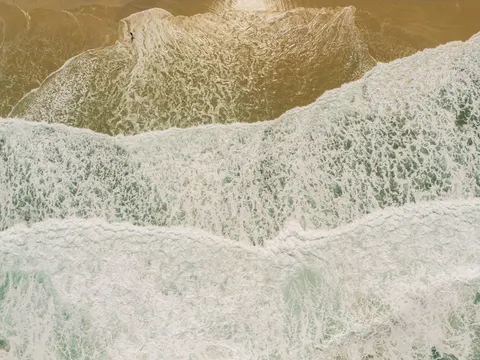 Ocean Waves 4K Wallpaper · ocean · 3840×2880