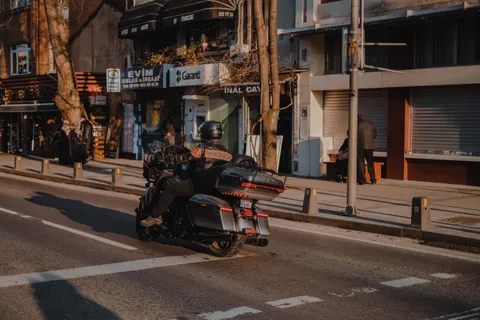 摩托車 4K桌布 · cars · 3840×2560