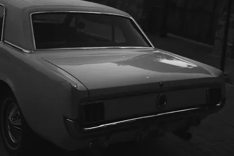 خلفية سيارة عضلية بدقة 4K · cars · 3840×2560