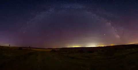 Galaxy Night Sky 4K Wallpaper · space · 3840×1973