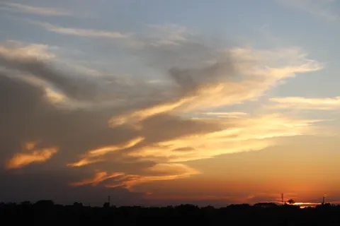 Papel de parede Céu dramático 4K · nature · 3840×2560