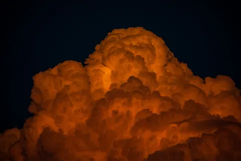 خلفية سماء عاصفة بدقة 4K · nature · 3840×2560