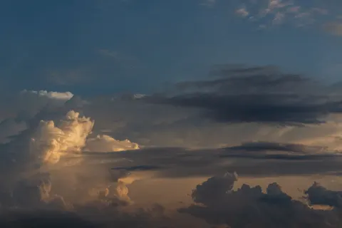 폭풍 하늘 4K 배경화면 · nature · 3840×2560