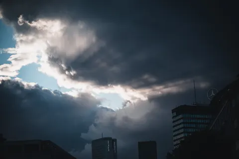 Обои Грозовое небо 4K · nature · 3840×2563