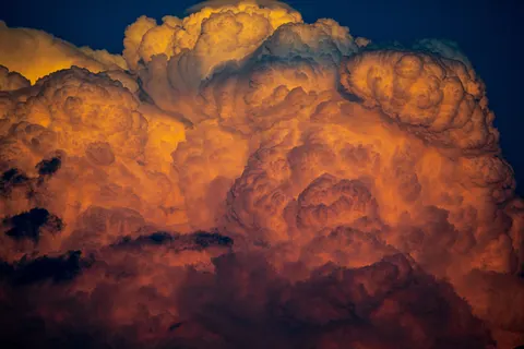 خلفية سماء عاصفة بدقة 4K · nature · 3840×2560