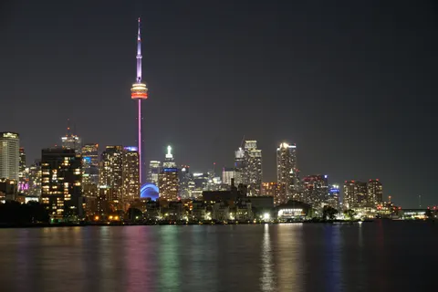 City Skyline at Night 4K Wallpaper · city · 3840×2560
