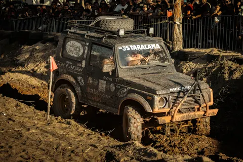 Off-Road 4K Wallpaper · cars · 3840×2560