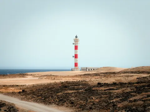 灯台のある海岸 4K壁紙 · ocean · 3840×2880