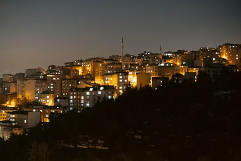 City Skyline at Night 4K Wallpaper · city · 3840×2560