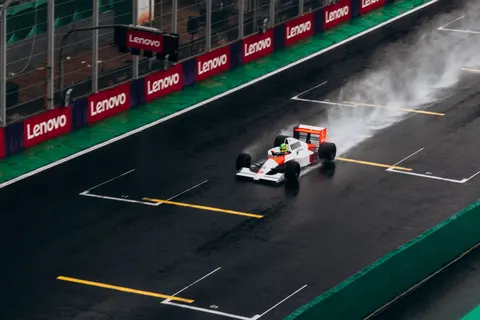 Hình nền Xe Đua 4K · cars · 3840×2561