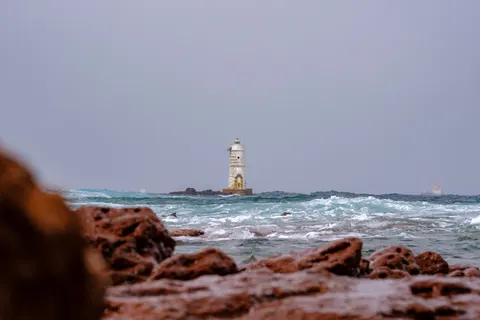 등대 해안 4K 배경화면 · ocean · 3840×2560