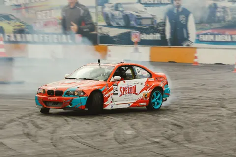 Обои Гоночный автомобиль 4K · cars · 3840×2560