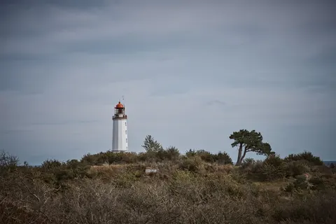 灯台のある海岸 4K壁紙 · ocean · 3840×2560