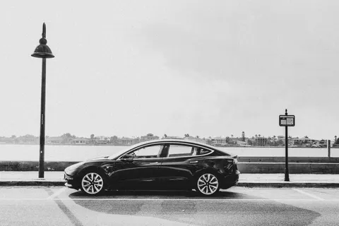 Fondo de pantalla Auto Eléctrico 4K · cars · 3840×2560