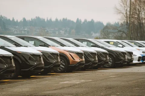 Elektrikli Araba 4K Duvar Kağıdı · cars · 3840×2560