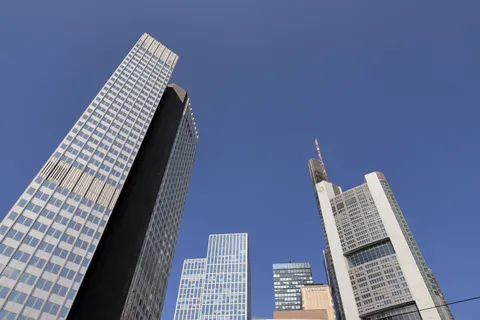 Fondo de pantalla Rascacielos 4K · city · 3840×2560