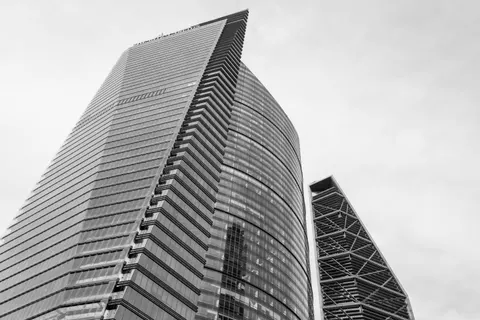 Skyscraper 4K Wallpaper · city · 3840×2560