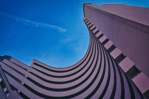 Wolkenkratzer 4K Hintergrundbild · city · 3840×2560