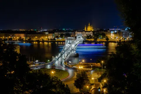 City Bridge 4K Wallpaper · city · 3840×2560