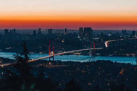 도시 다리 4K 배경화면 · city · 3840×2561