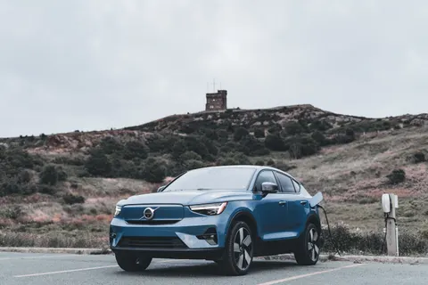 Elektrikli Araba 4K Duvar Kağıdı · cars · 3840×2560