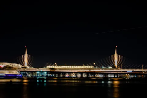 City Bridge 4K Wallpaper · city · 3840×2560