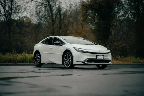 Elektrikli Araba 4K Duvar Kağıdı · cars · 3840×2560