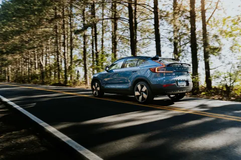 Elektroauto 4K Hintergrundbild · cars · 3840×2560