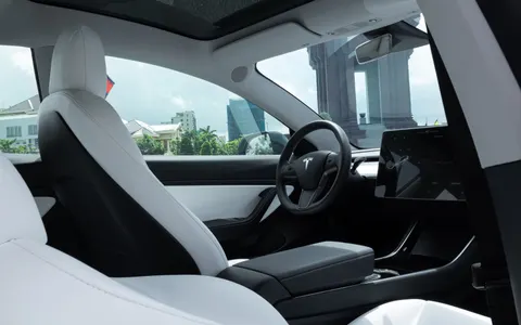 Elektrikli Araba 4K Duvar Kağıdı · cars · 3840×2400