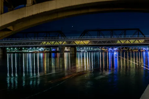 City Bridge 4K Wallpaper · city · 3840×2563