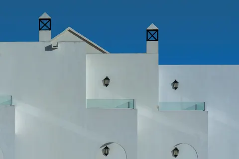 Fondo de pantalla Arquitectura minimalista 4K · architecture · 3840×2560