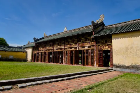 Fondo de pantalla Templo antiguo 4K · architecture · 3840×2560