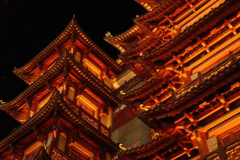 Fondo de pantalla Templo antiguo 4K · architecture · 3840×2560