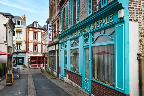 Fond d'écran Rue de la vieille ville 4K · architecture · 3840×2560
